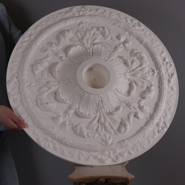 DM4075 Victorian Plaster Ceiling Rose 600mm