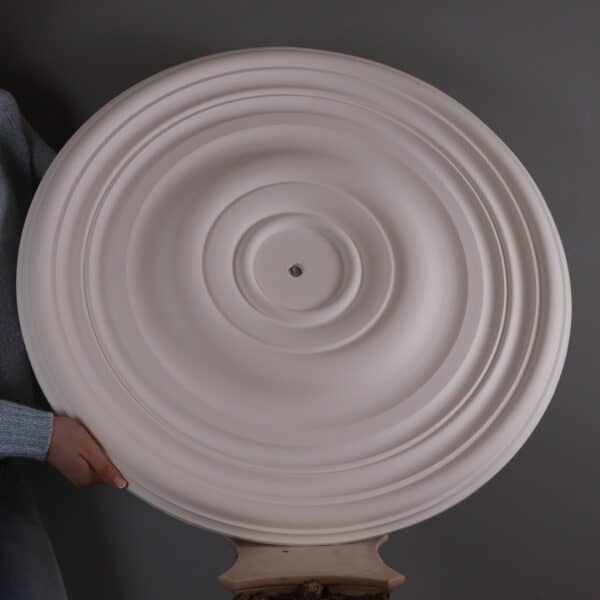 DM4098 700mm Plain Victorian Ceiling Rose