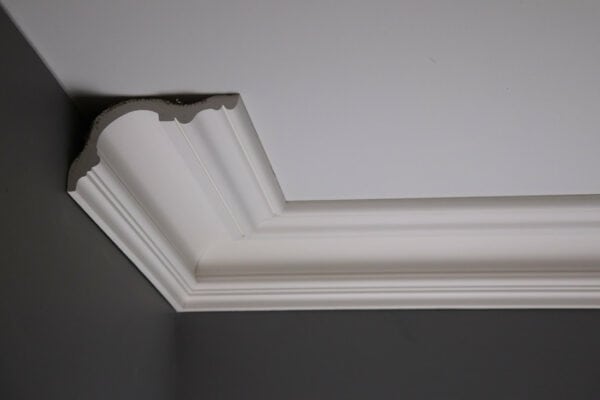 Large Richmond Victorian Cornice DM1757