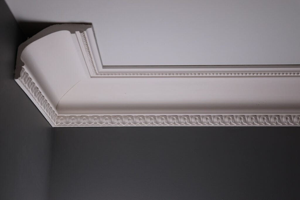 DM1402 Victorian coving large